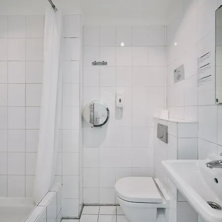 The Legacy By 2go4 Center Hostel Brussels
